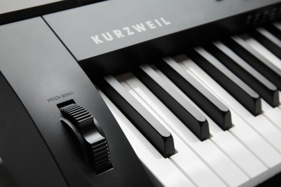 Kurzweil KA120 LB