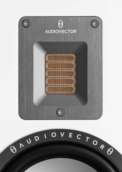 Акустическая система AudioVector QR Wall Silky White