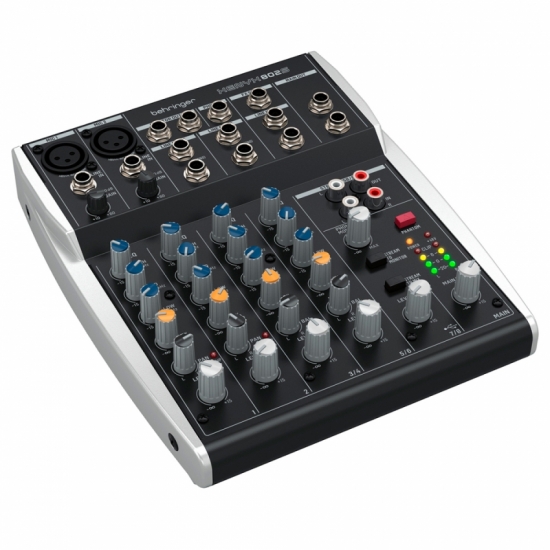 BEHRINGER XENYX 802S