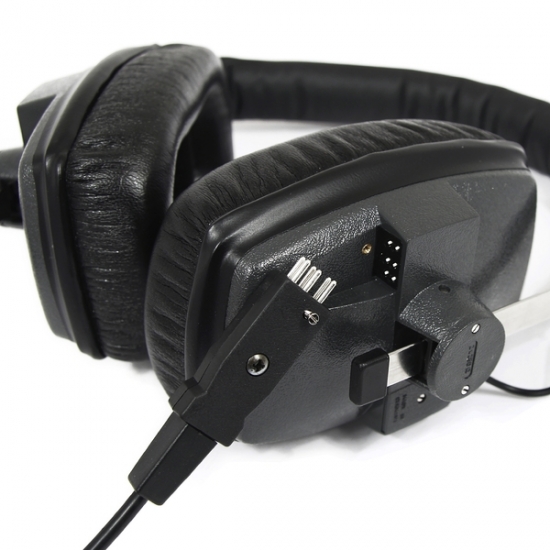 Студийные наушники beyerdynamic DT 150